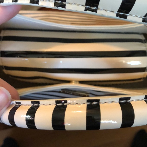 Kate spade bag GORGEOUS barely used stripes - Picture 6 of 7